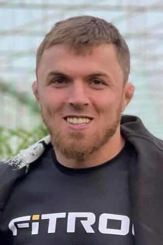 Magomed Magomedov backdrop