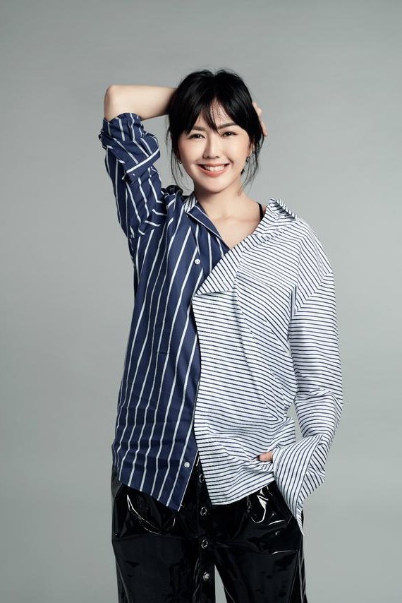 Stefanie Sun backdrop