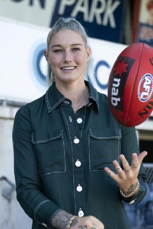 Tayla Harris backdrop