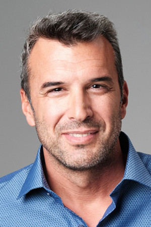 Antonis Vlontakis backdrop