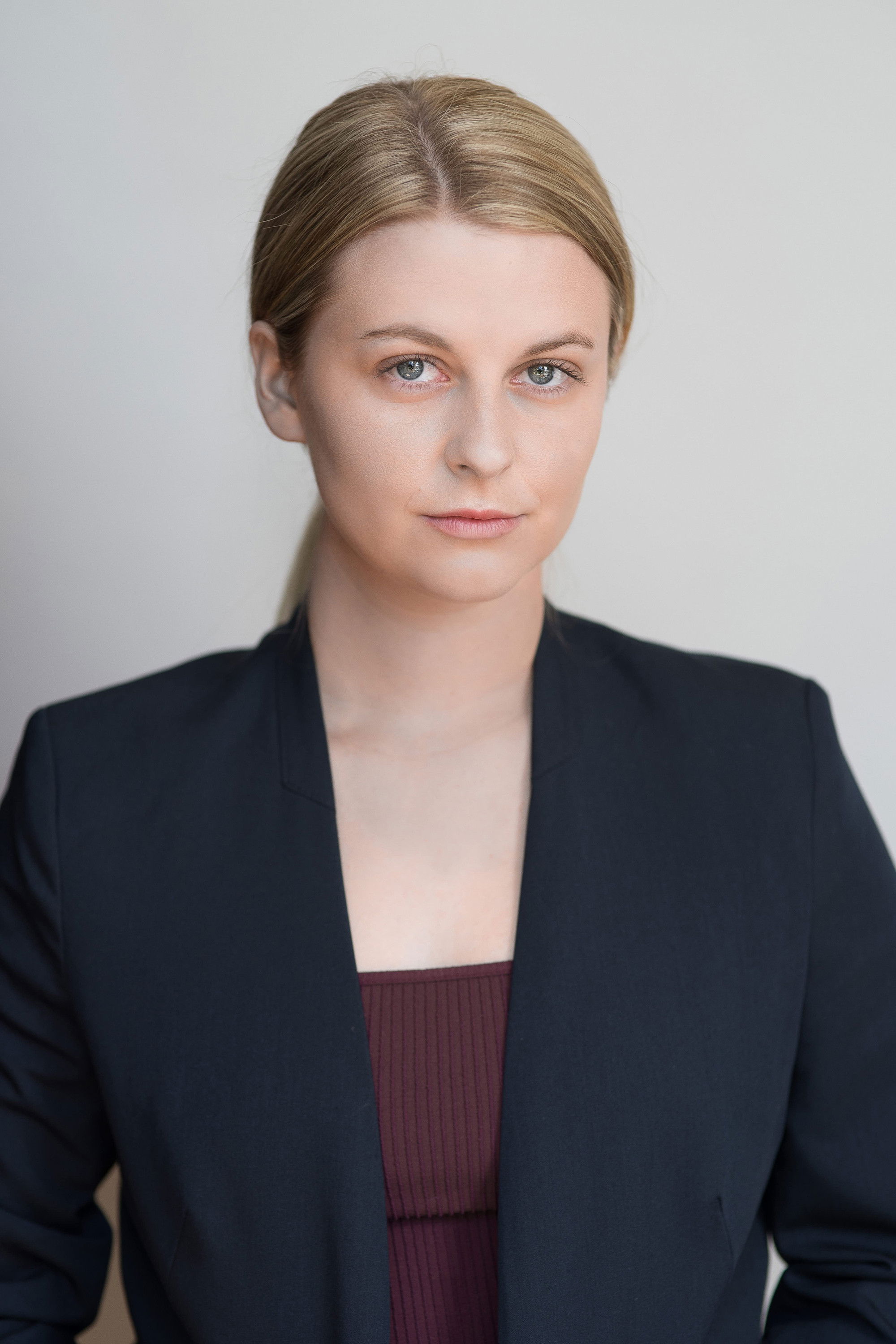 Kirsten Hansen backdrop