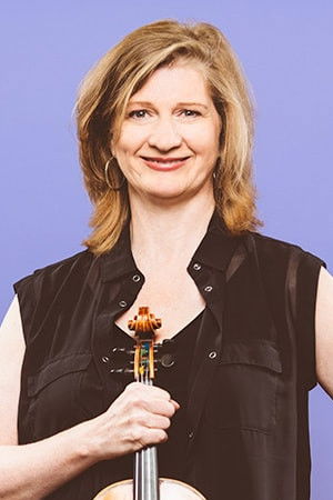 Catherine Dallaire backdrop