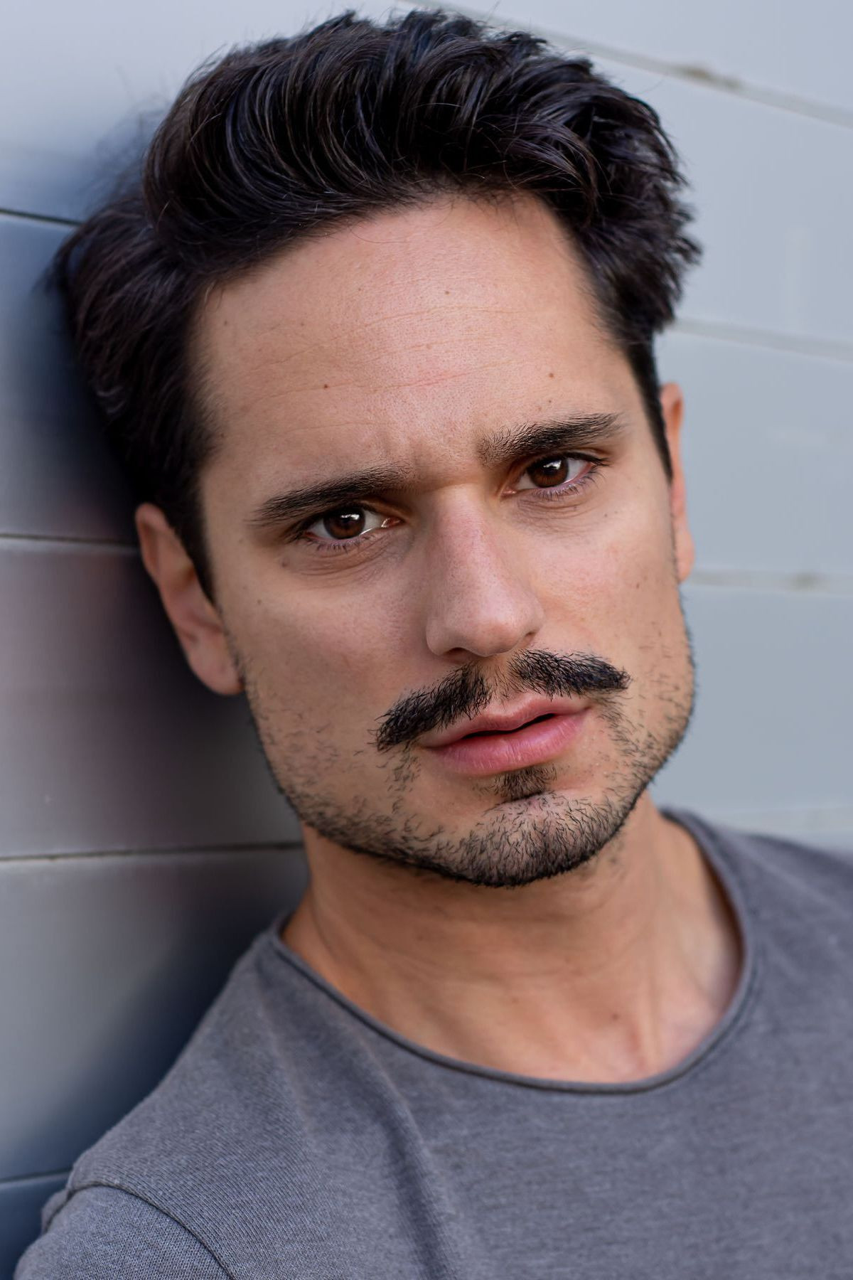 Ante Brekalo backdrop