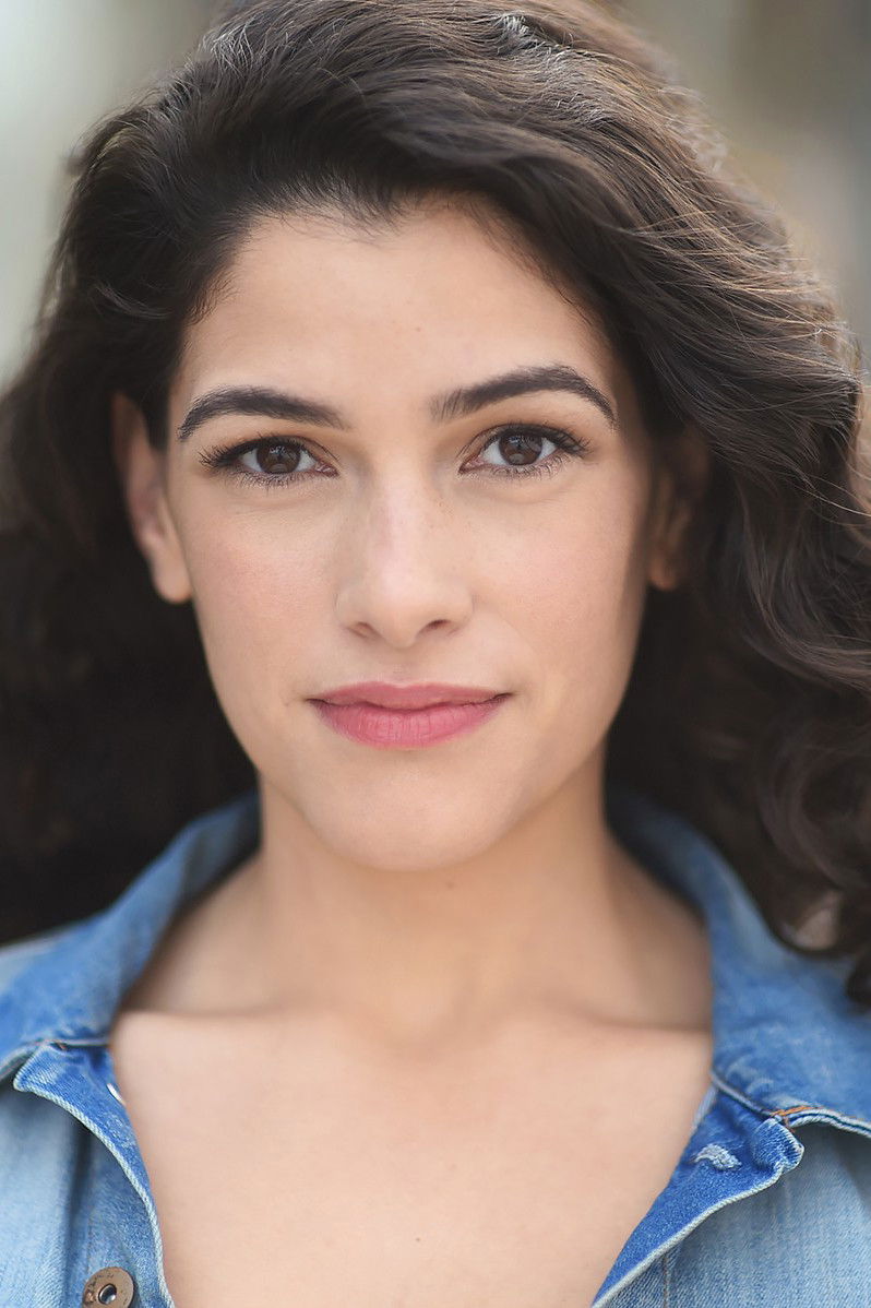 Diana Gonzalez-Morett backdrop