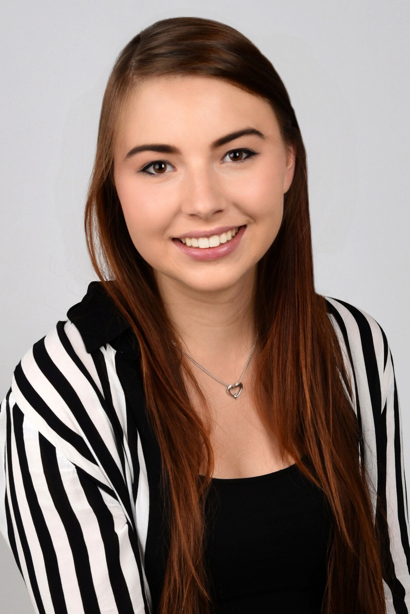 Anja Schwarz backdrop