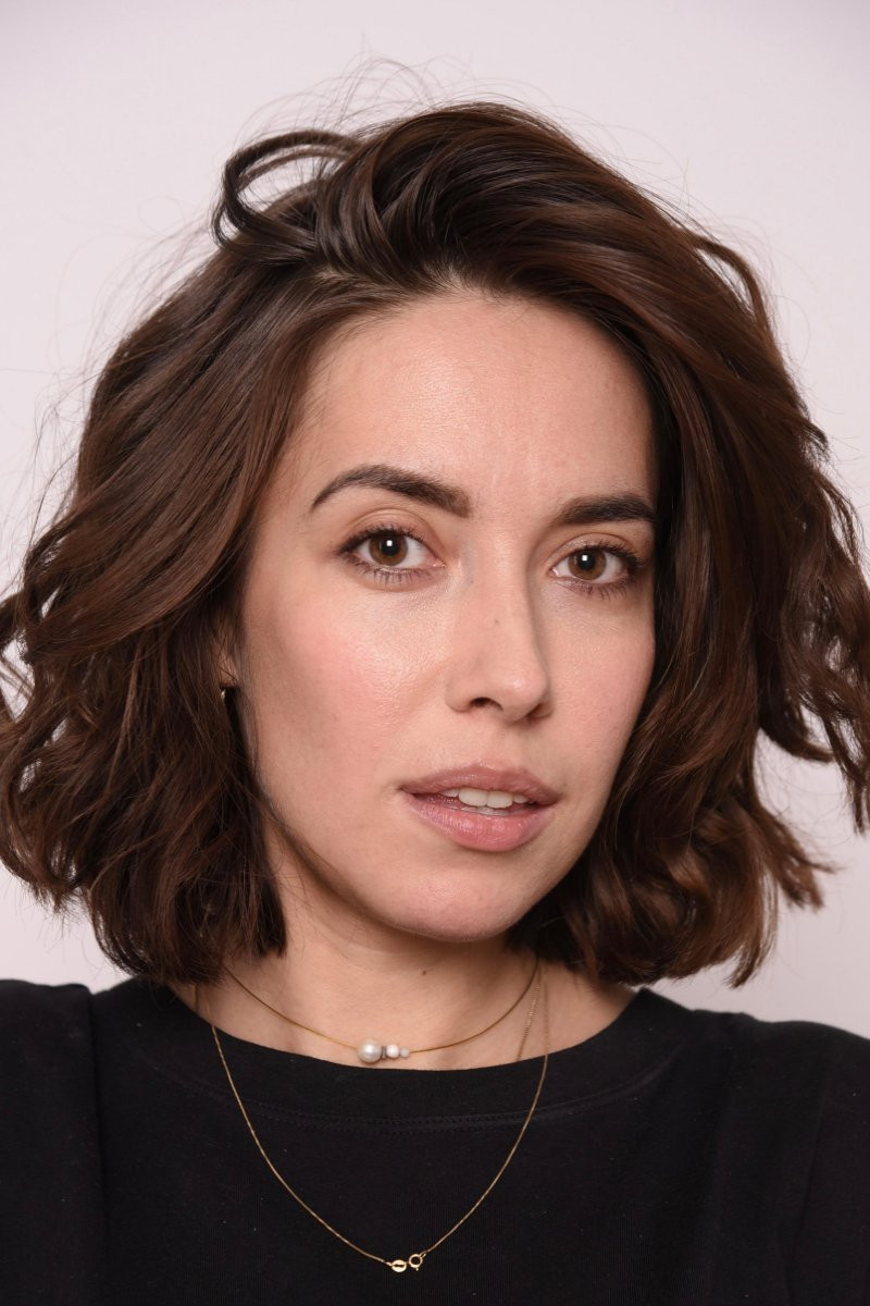 Milena Božić backdrop