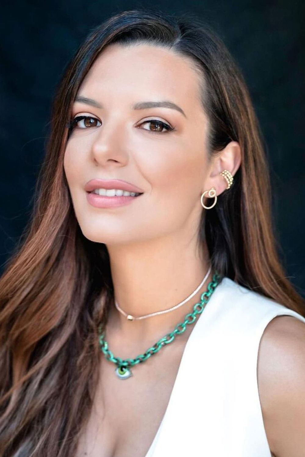 Nikoletta Ralli backdrop