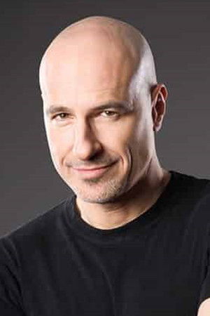 Silas Serafeim backdrop