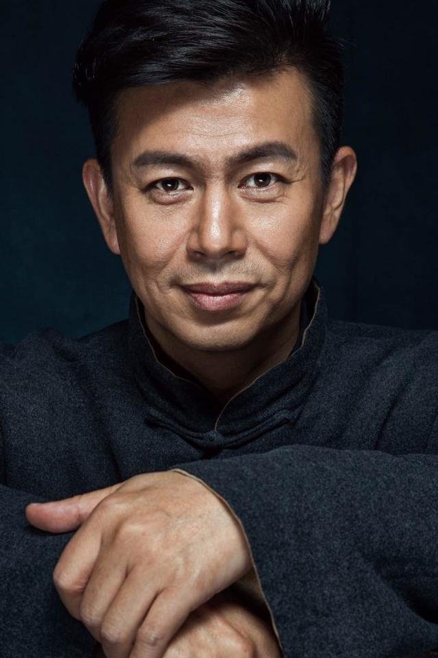 Baixuan Jiang backdrop