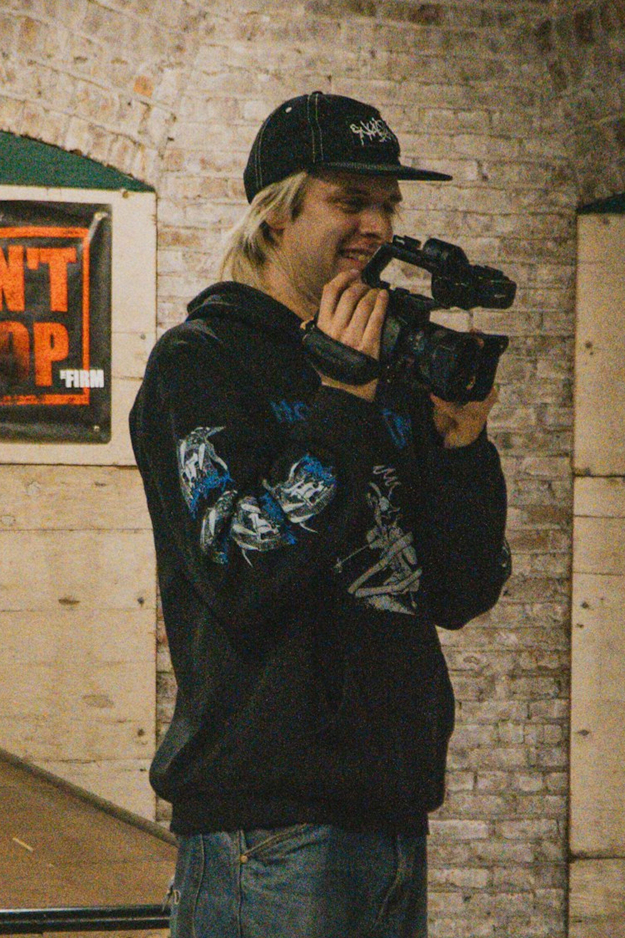 Ian Ostrowski backdrop