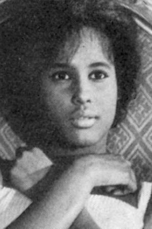 Amina Hasci backdrop