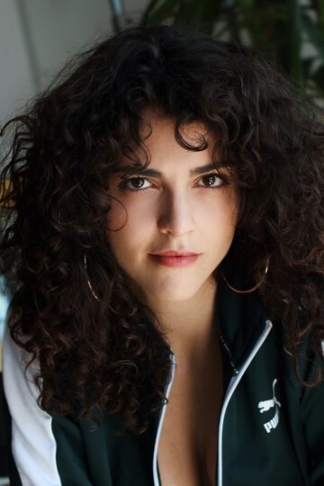 Beatrice Aiello backdrop