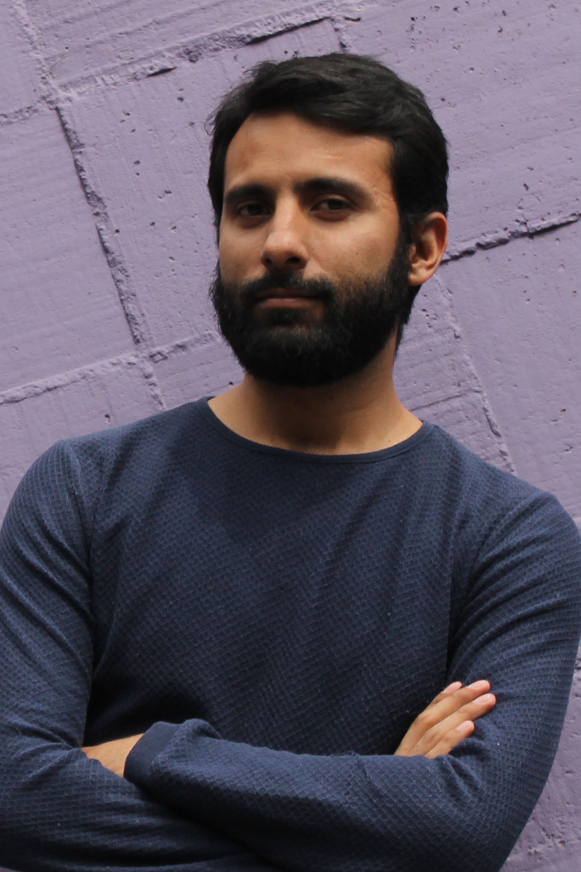 Julio César Durán backdrop