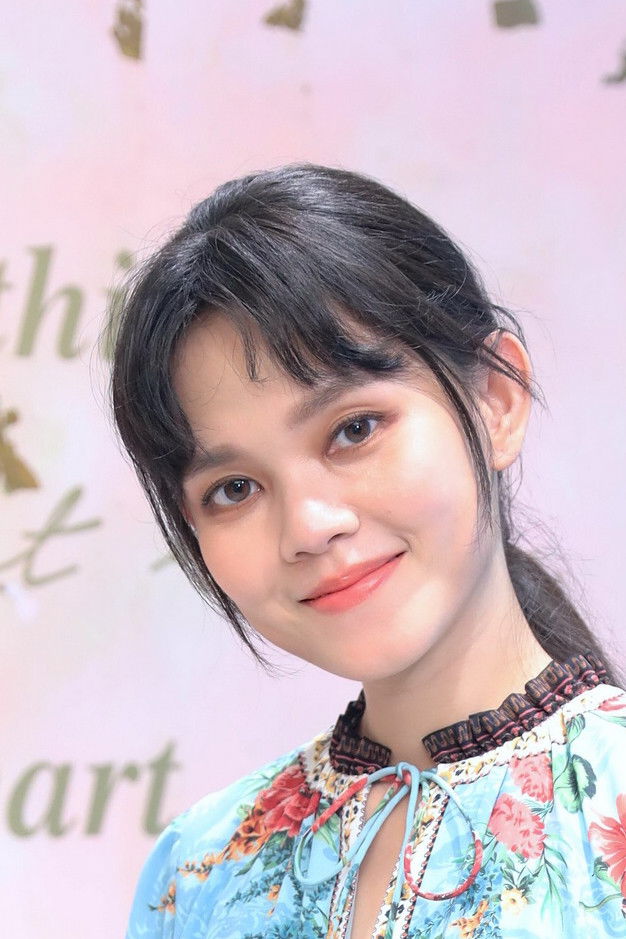 Lee Shao-chieh backdrop