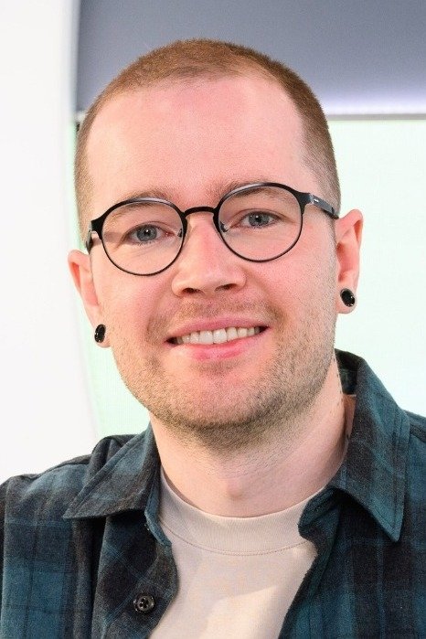 Daniel Middleton backdrop