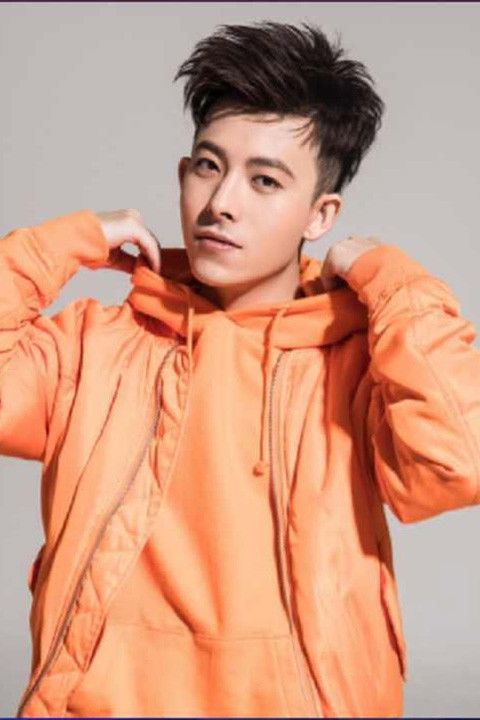 Tianqi Yang backdrop