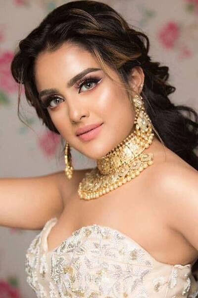 Bhavna Choudhary backdrop