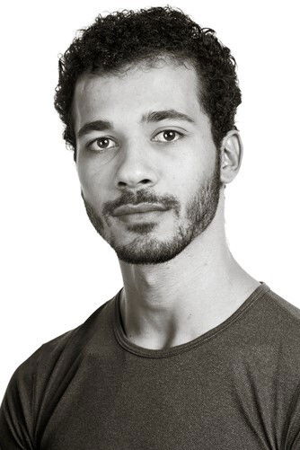 Lucas Valente backdrop