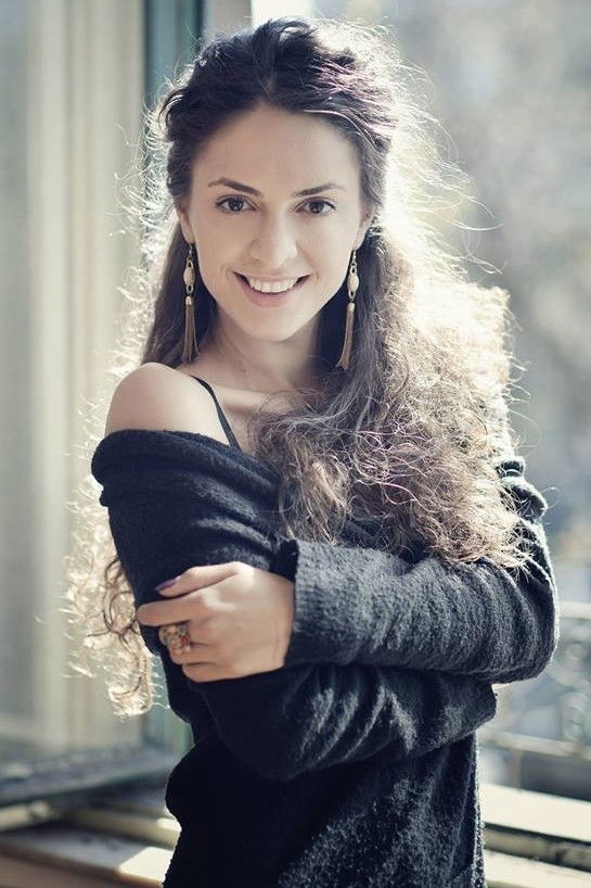 Teodora Păcurar backdrop