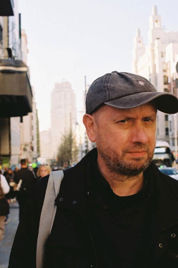 Joan Vall Karsunke backdrop