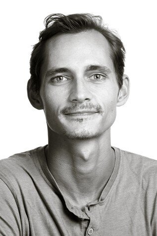 Dominik Slavkovský backdrop