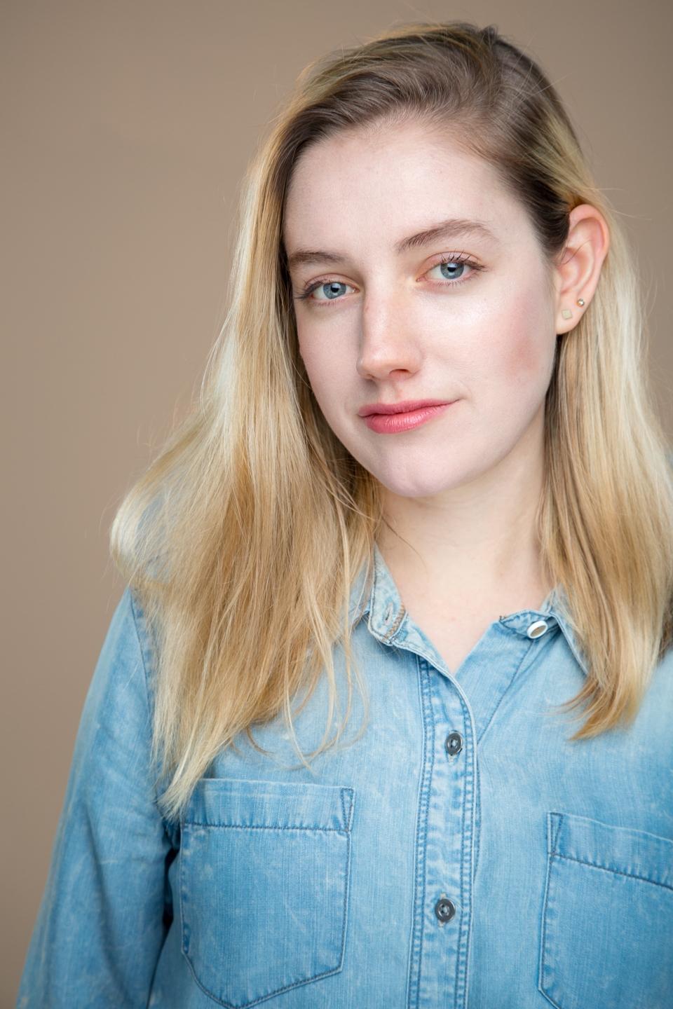 Isabel Hagen backdrop