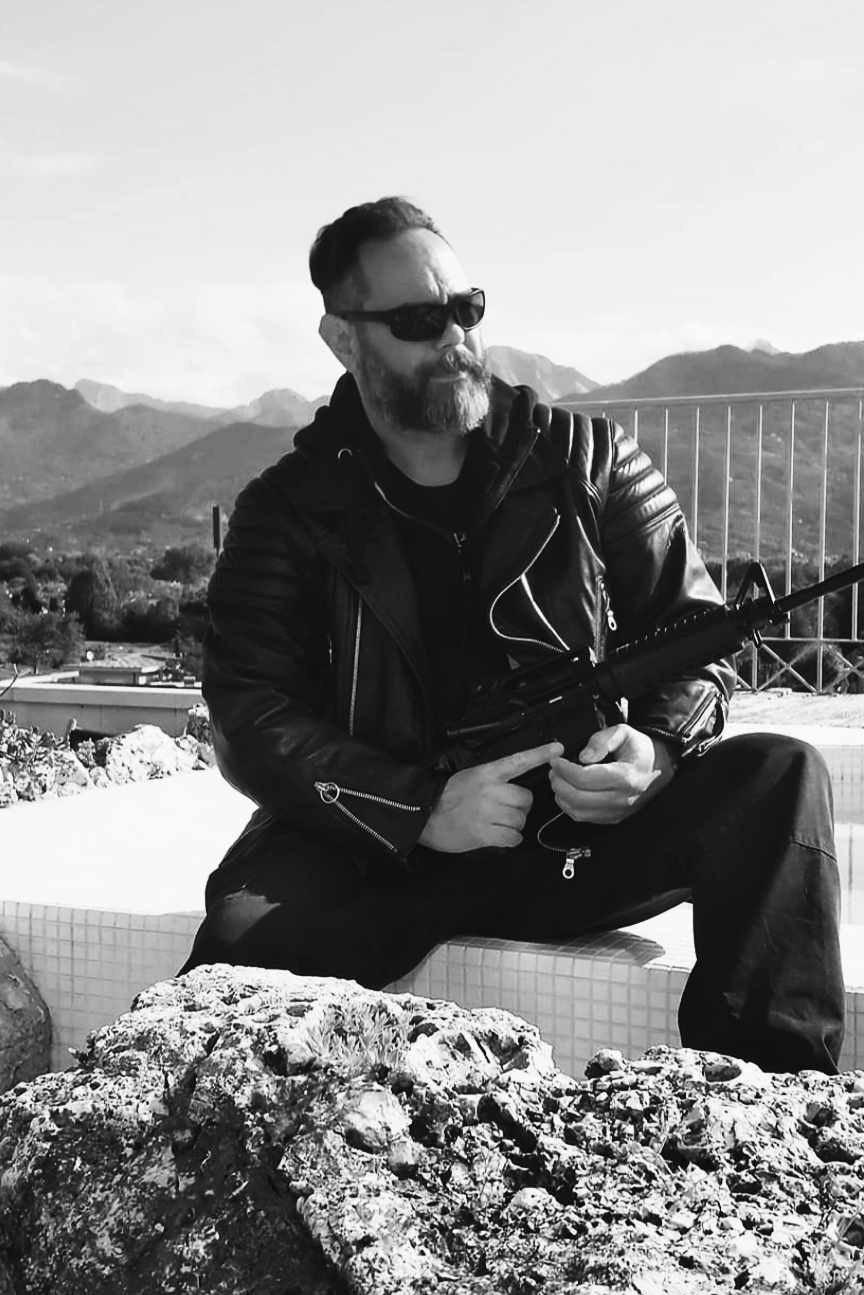 Massimiliano Domenici backdrop