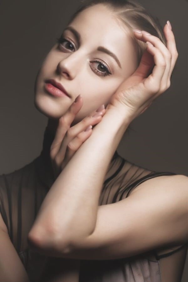 Natascha Mair backdrop