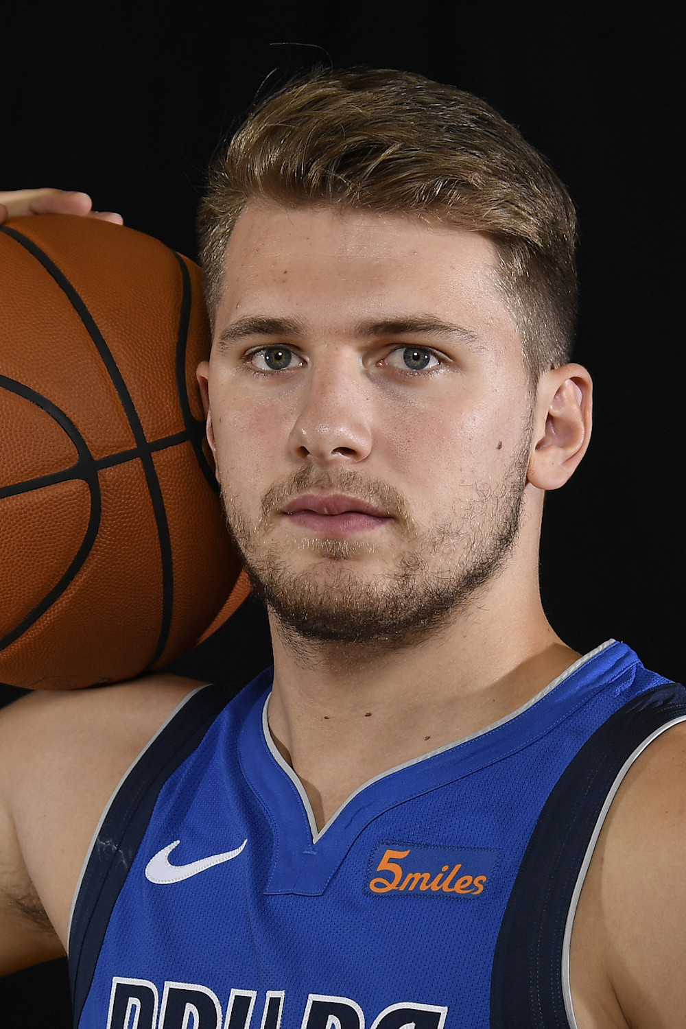 Luka Dončić backdrop