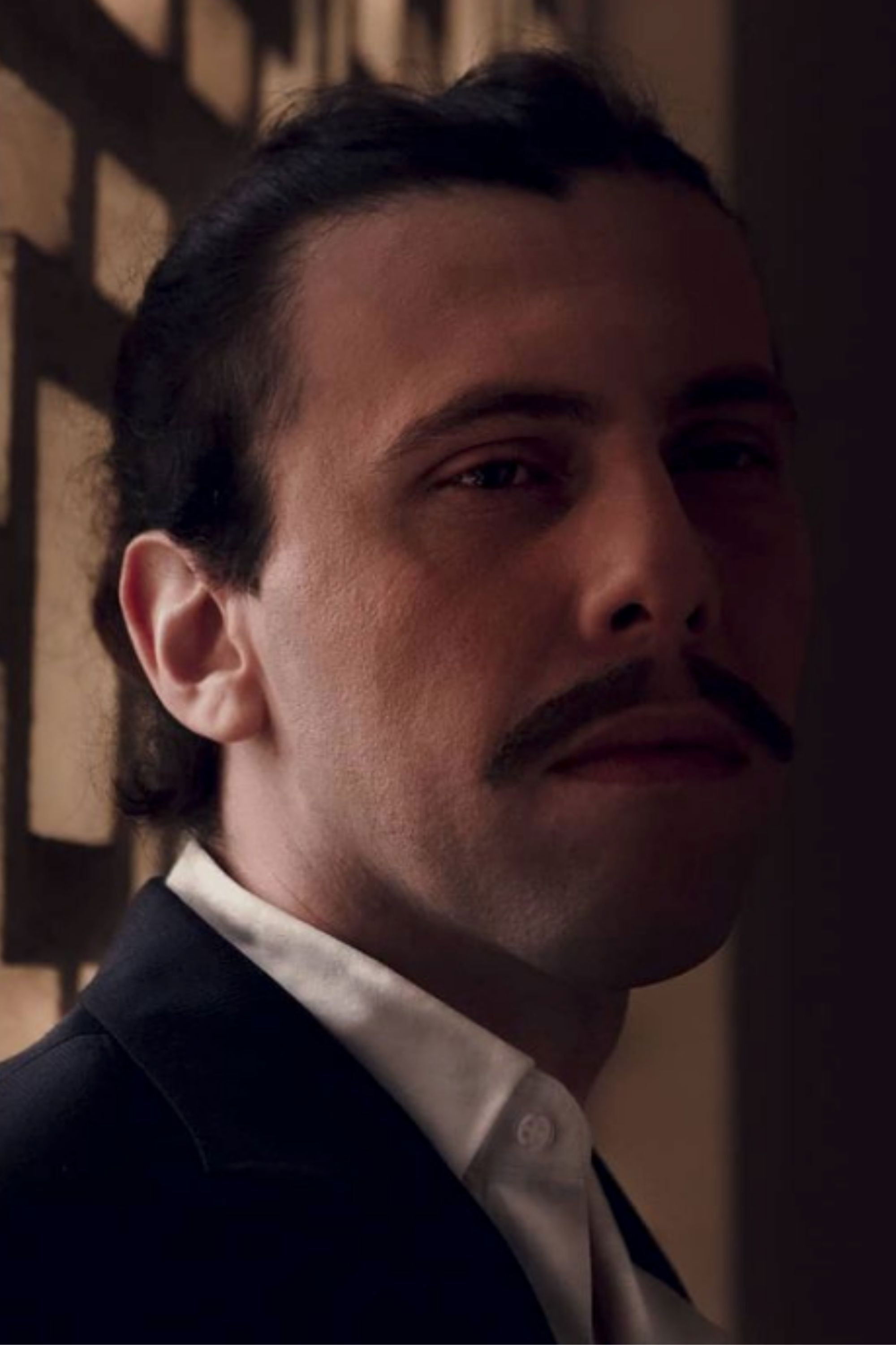 Eric Bortolato backdrop