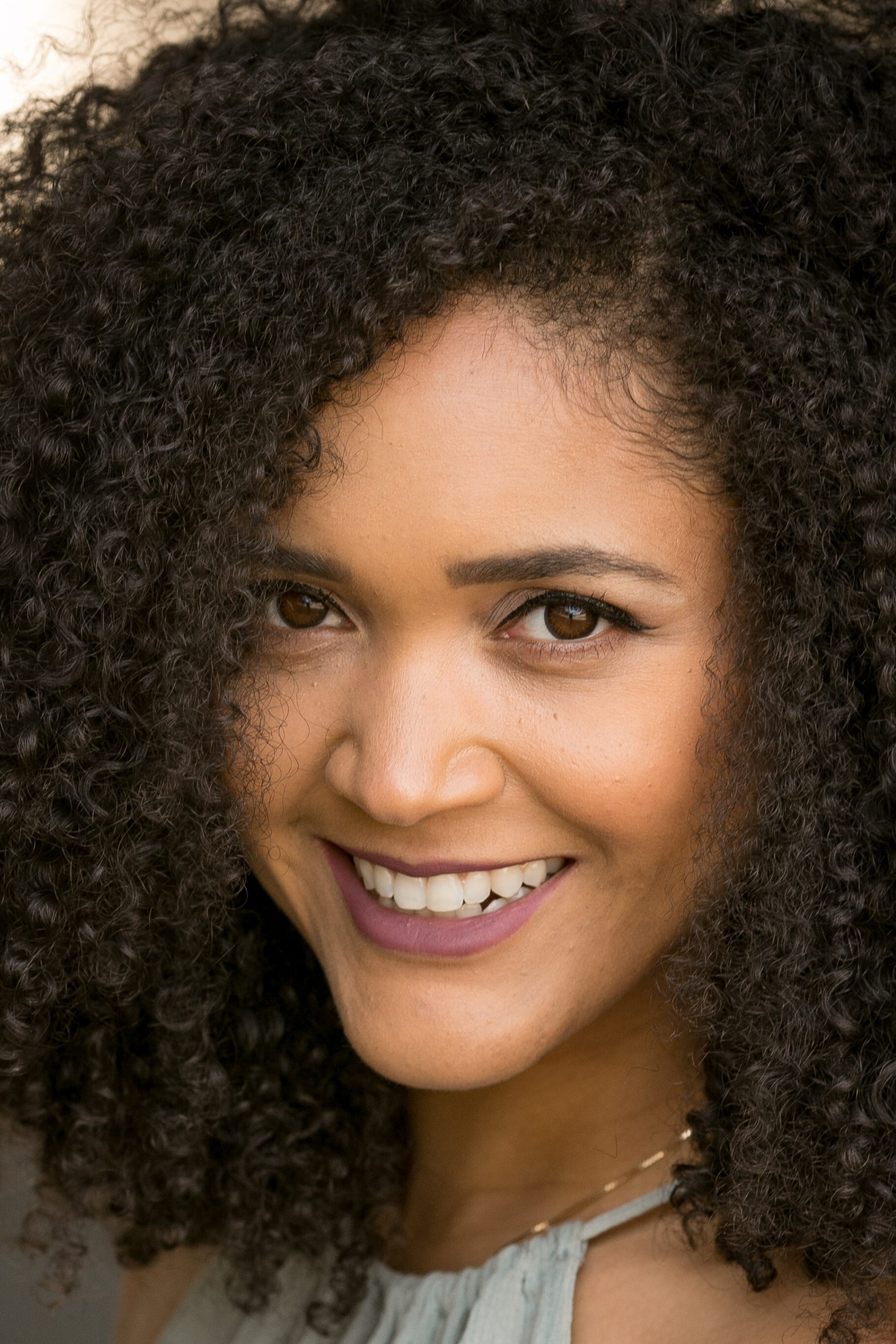 Cindy Fernandez-Nixon backdrop