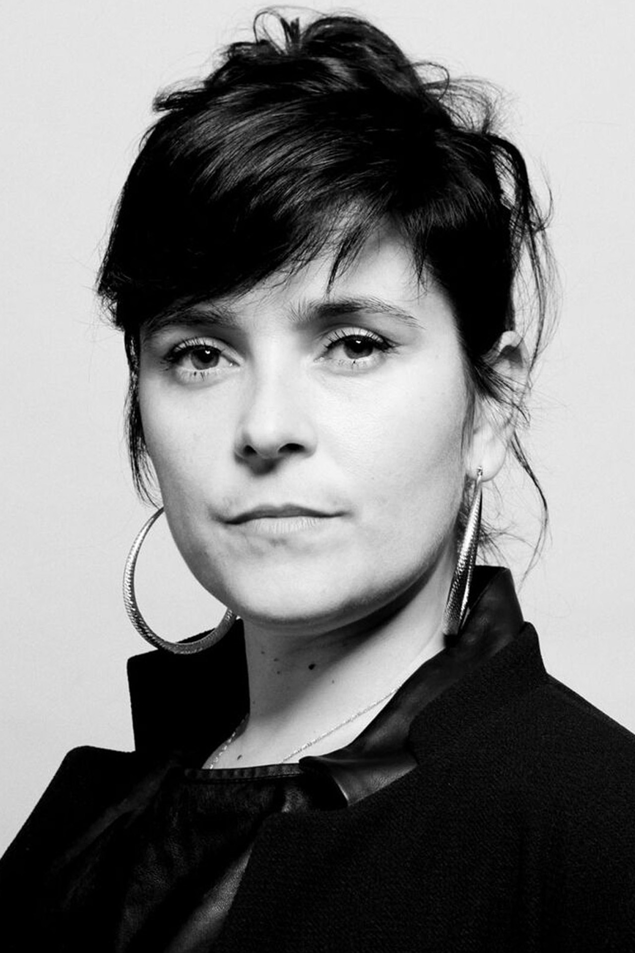 Alexandra Dols backdrop