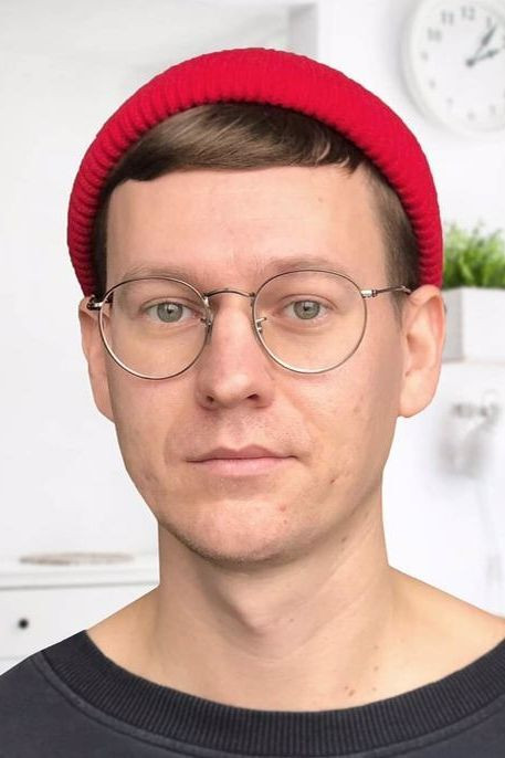 Dmytro Avdieiev backdrop