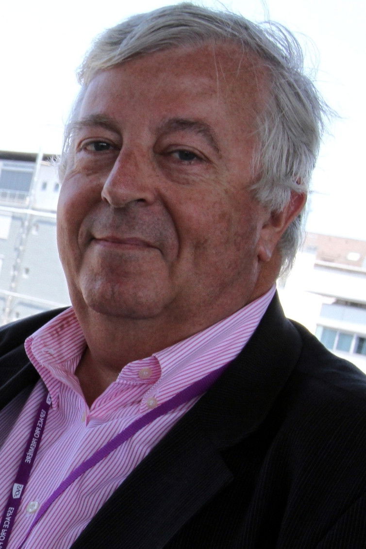 Philippe Mirville backdrop