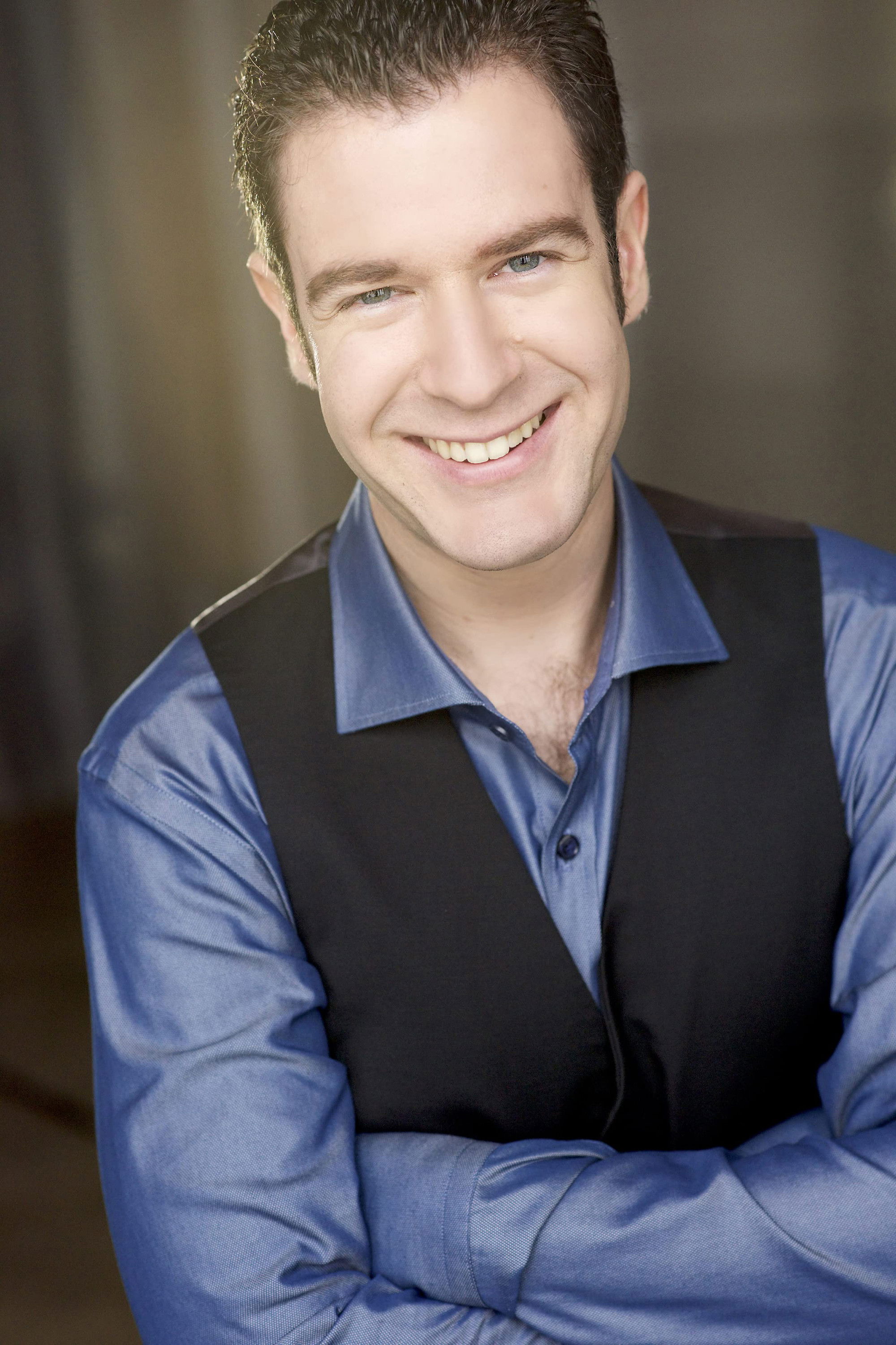 Chris Yeschenko backdrop