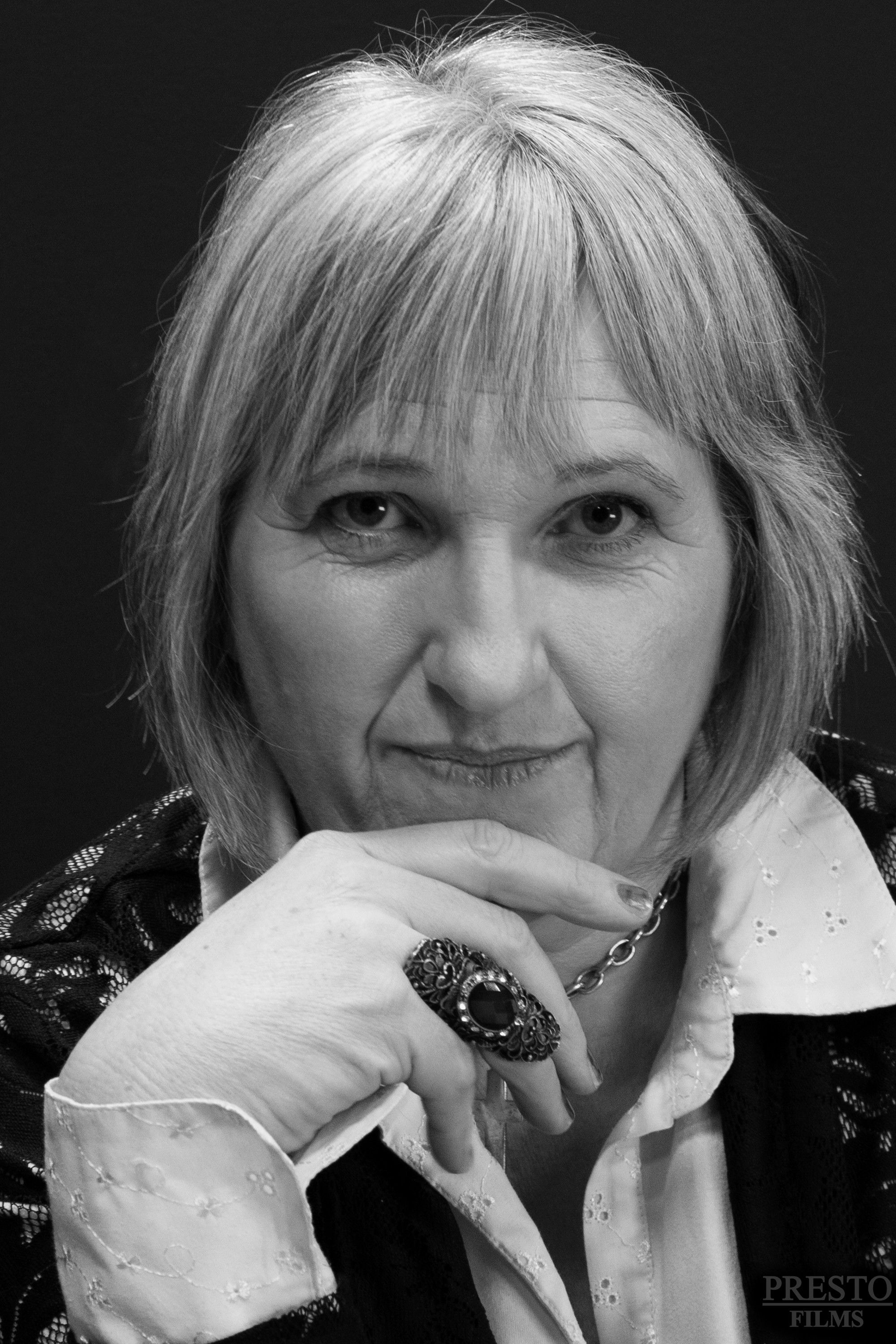 Amberli Hartwell backdrop