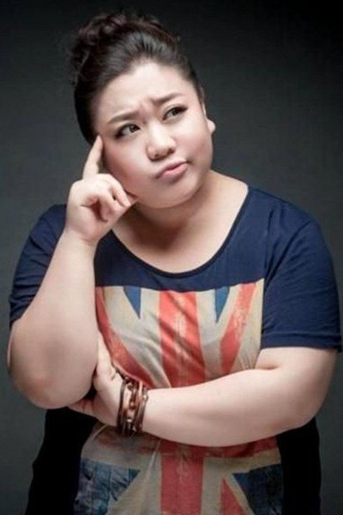 Jiang Shimeng: Xhiang Shimenq backdrop