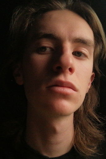 Miguel Quintana backdrop