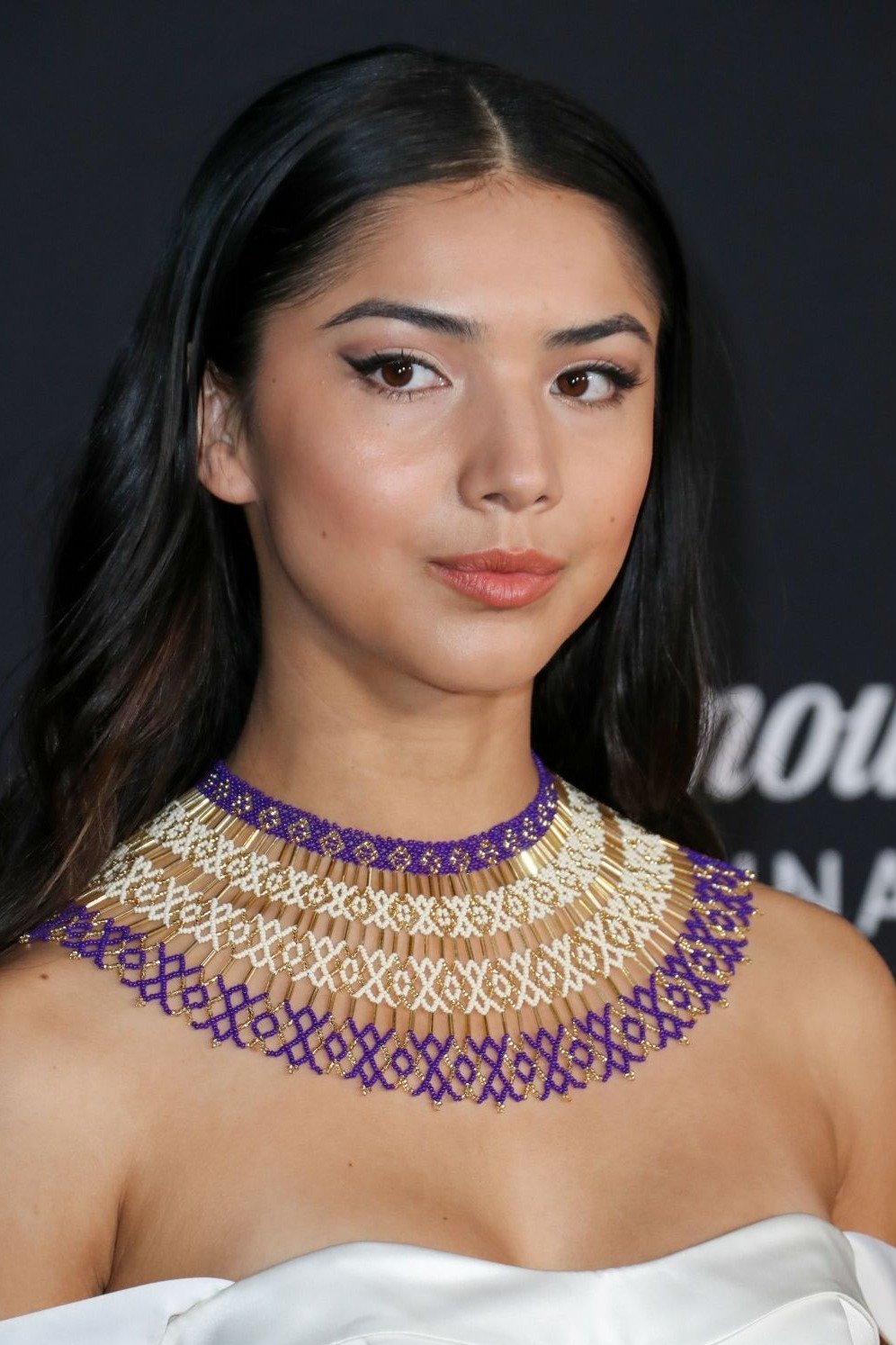 Leenah Robinson backdrop