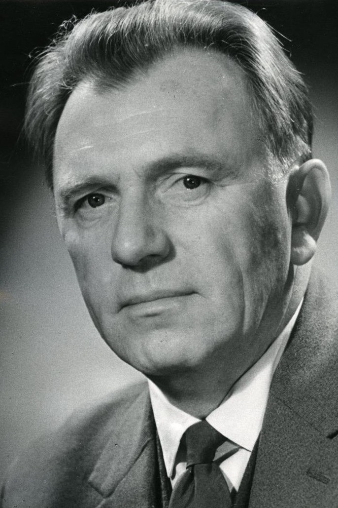 Elmar Salulaht backdrop