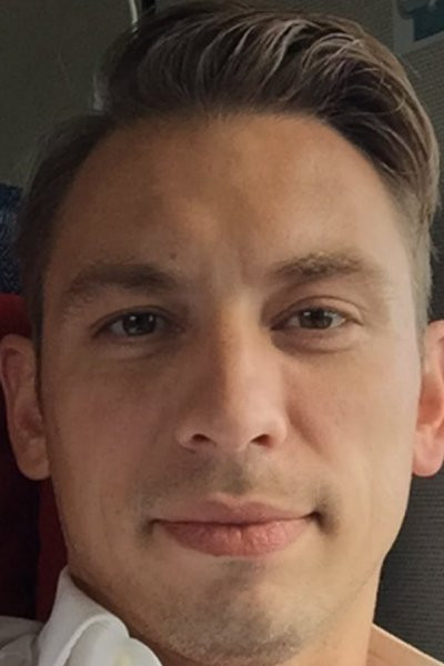 Nikolaj Bjørn-Andersen backdrop