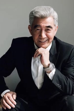 Liang Guorong backdrop