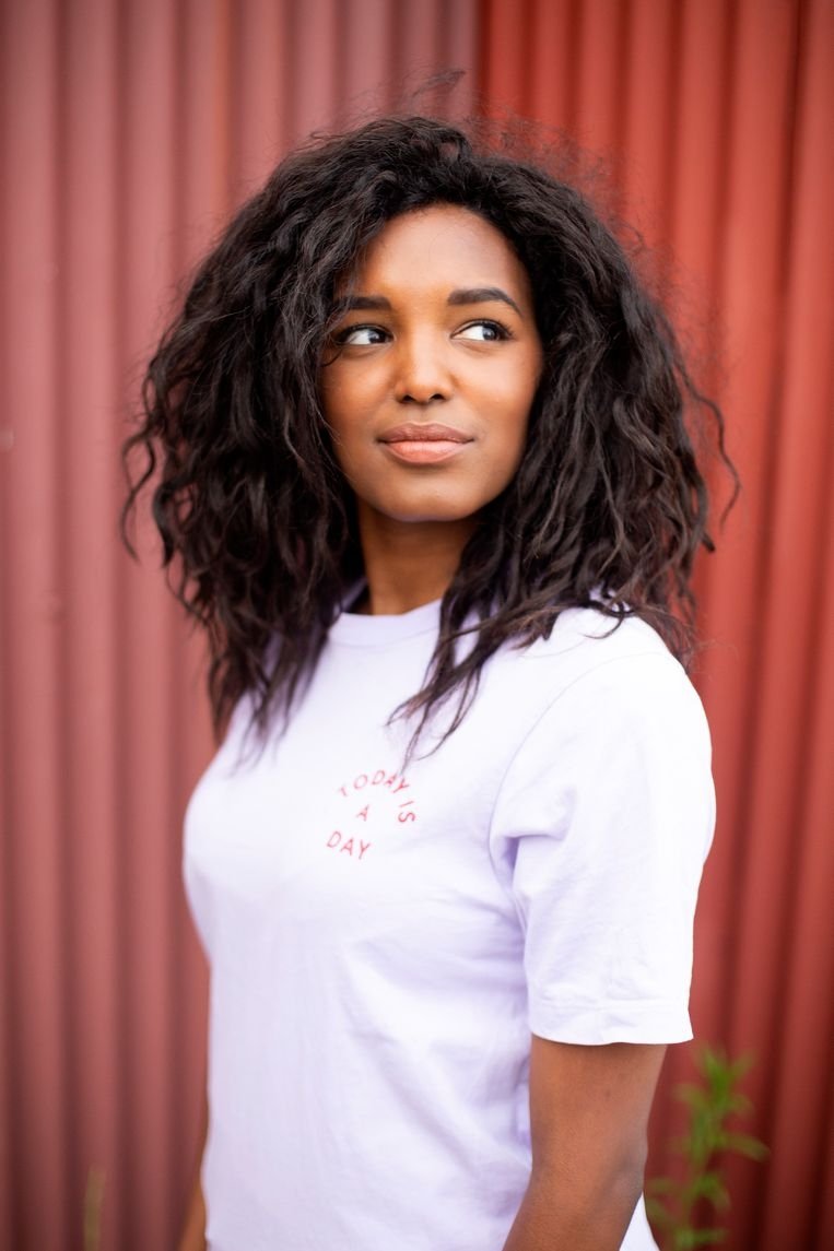 Sosha Duysker backdrop