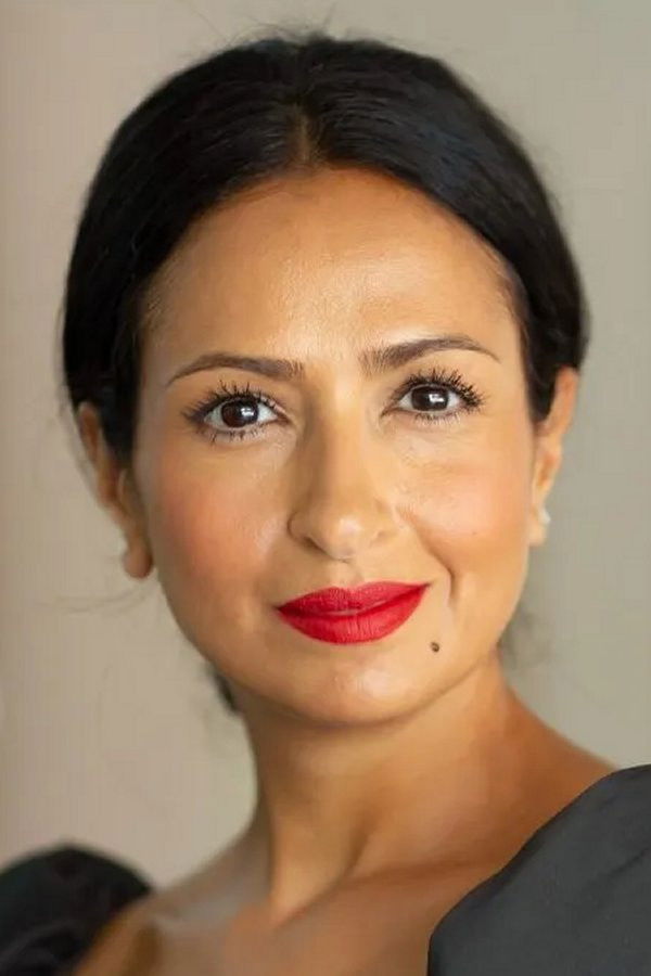 Farnaz Elbæk backdrop