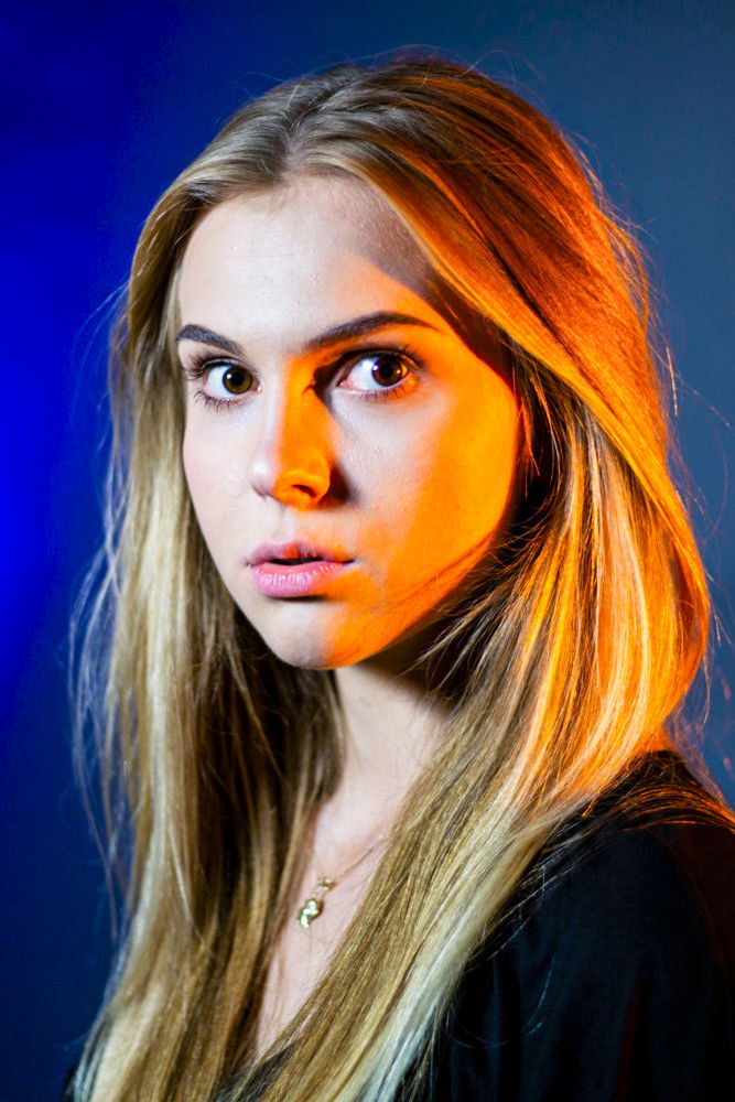 Vivien Machková backdrop