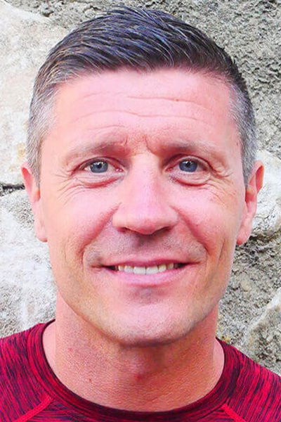 Mads Larsen backdrop