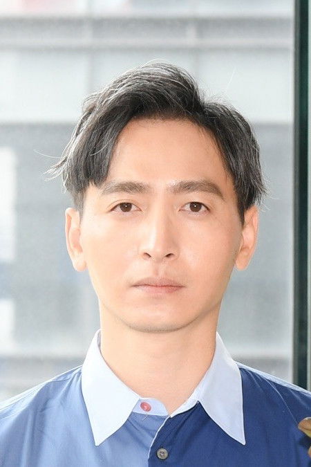 Huai-Min Hsu backdrop