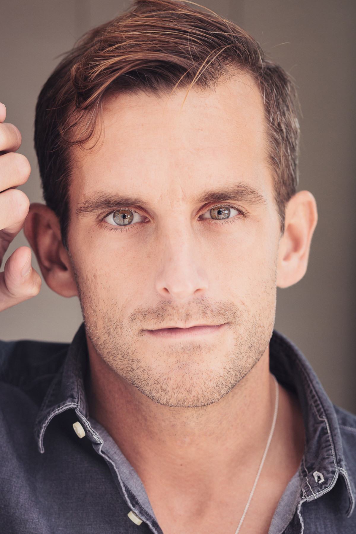 Iñigo Galiano backdrop