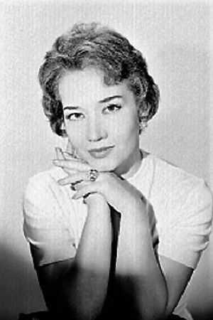 Rebeca Sanromán backdrop