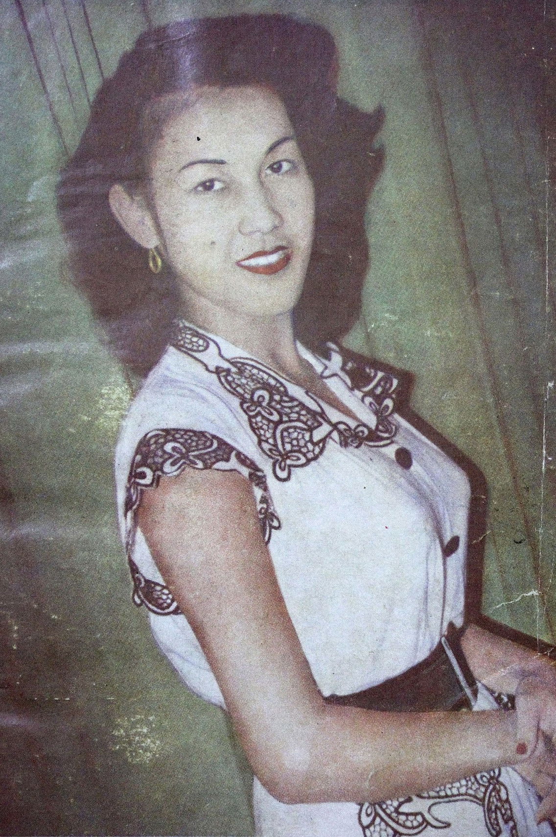 Lies Permana Lestari backdrop